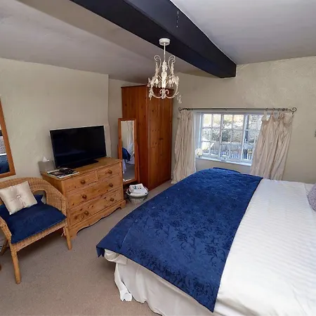 Inn The Bruce Arms