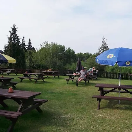 Herberg The Bruce Arms 2*
